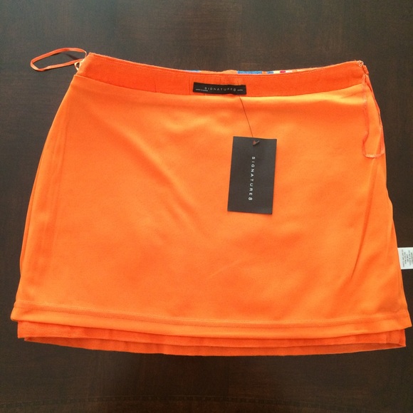 Signature8 | Tribal Embroidered Mini Skirt - Picture 8 of 9